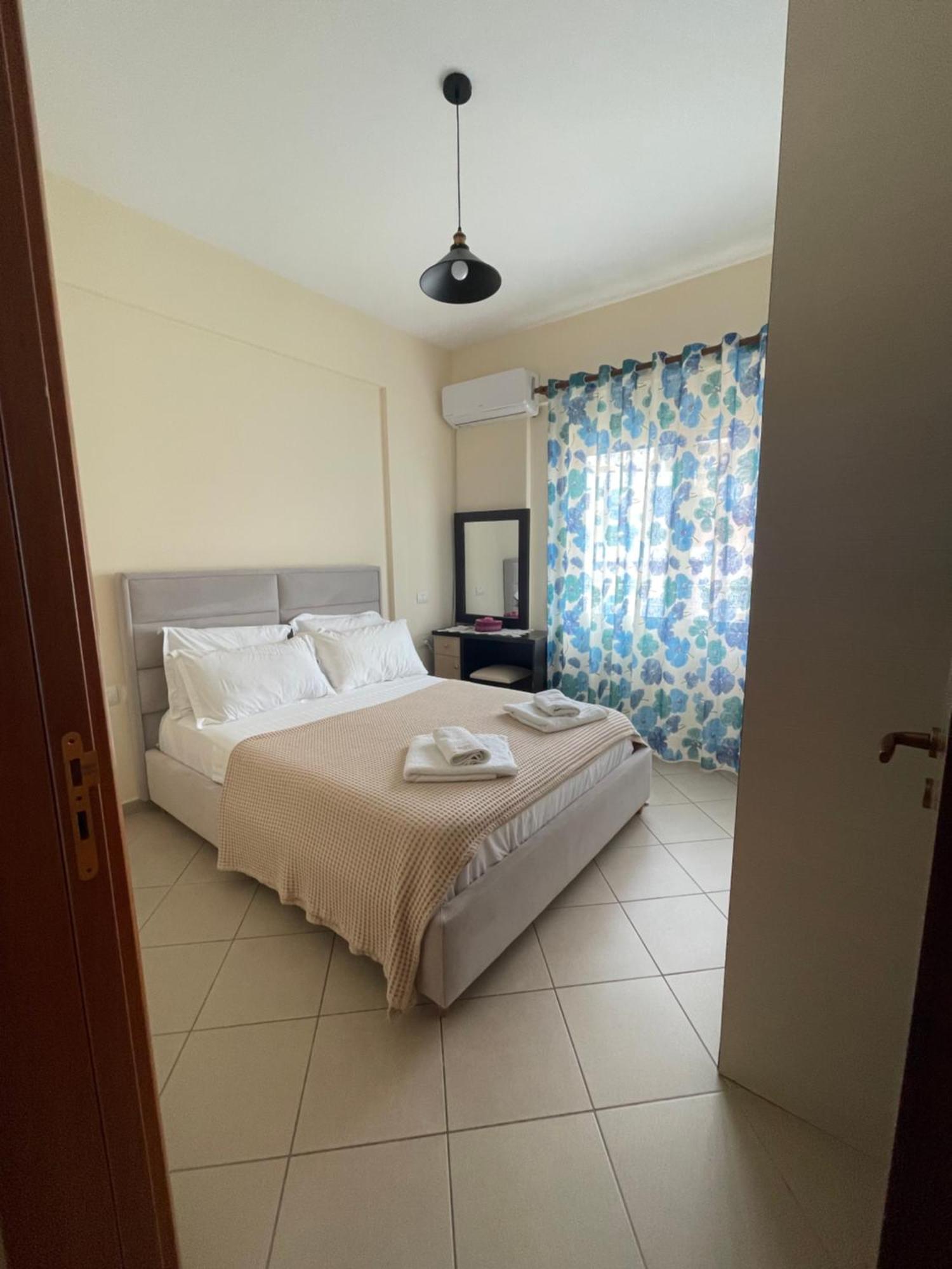 Ioanian Blue Apartament Химар Екстериор снимка