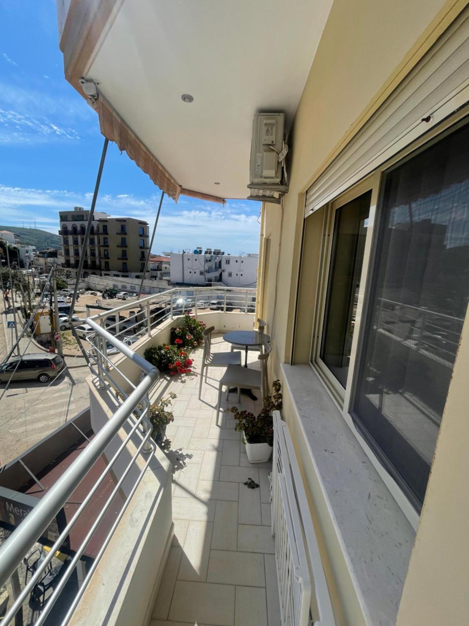 Ioanian Blue Apartament Химар Екстериор снимка